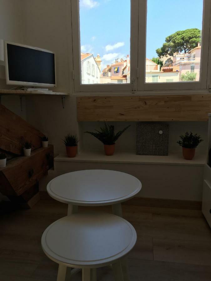 Studio Centre Ville Cannes 200 Metres Des Plages Du Midi Екстер'єр фото